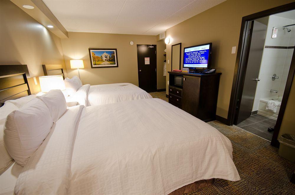 Express By Canad Inns Winnipeg Buitenkant foto