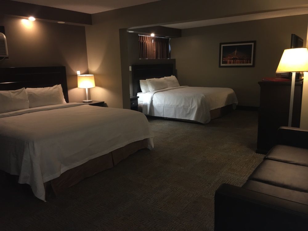 Express By Canad Inns Winnipeg Buitenkant foto